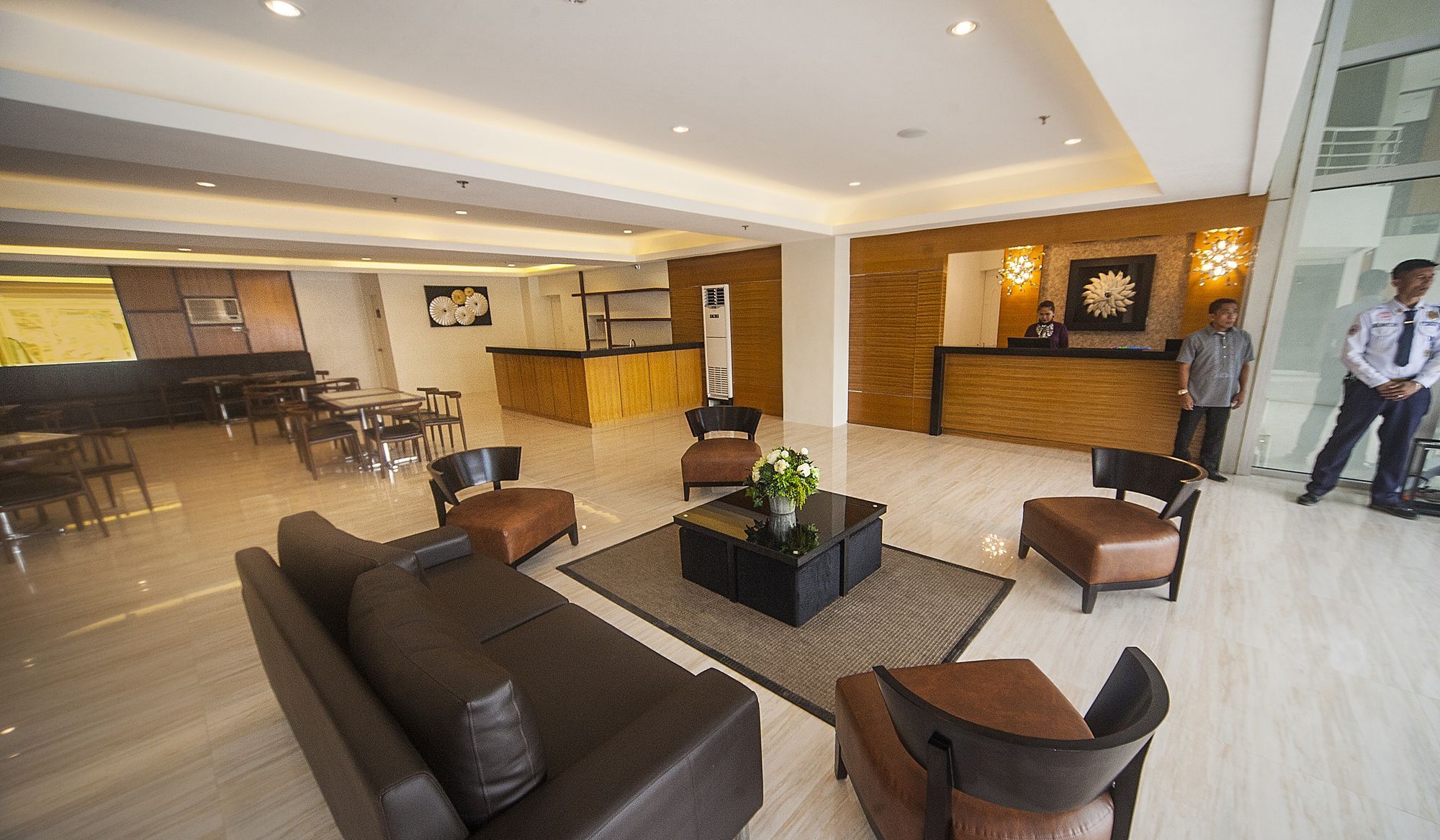 เดอะ เอ็นเอส รอยัล โฮเต็ล Hotel Cebu ภายนอก รูปภาพ