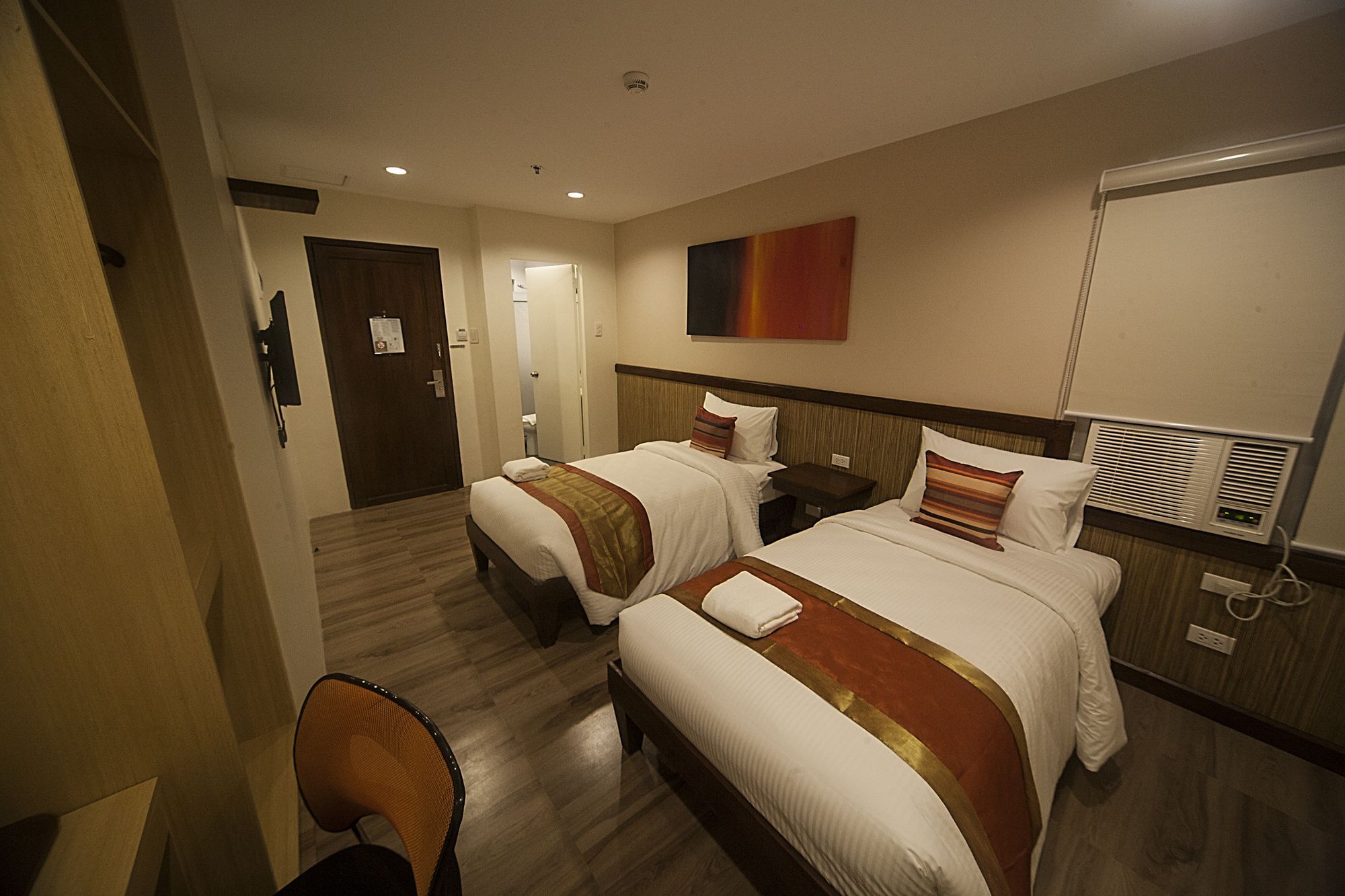 เดอะ เอ็นเอส รอยัล โฮเต็ล Hotel Cebu ภายนอก รูปภาพ