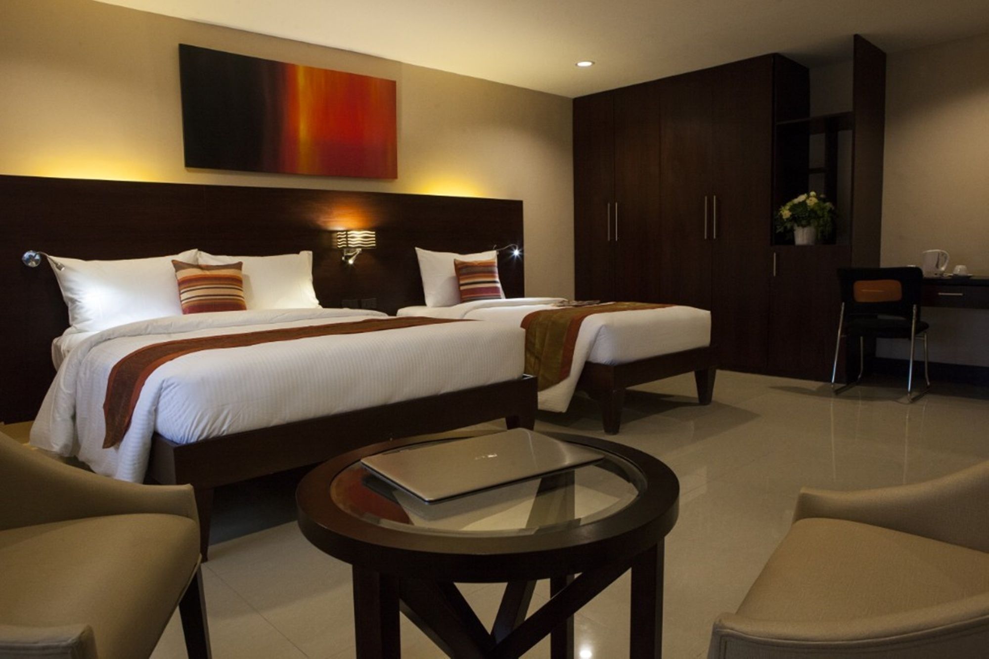 เดอะ เอ็นเอส รอยัล โฮเต็ล Hotel Cebu ภายนอก รูปภาพ